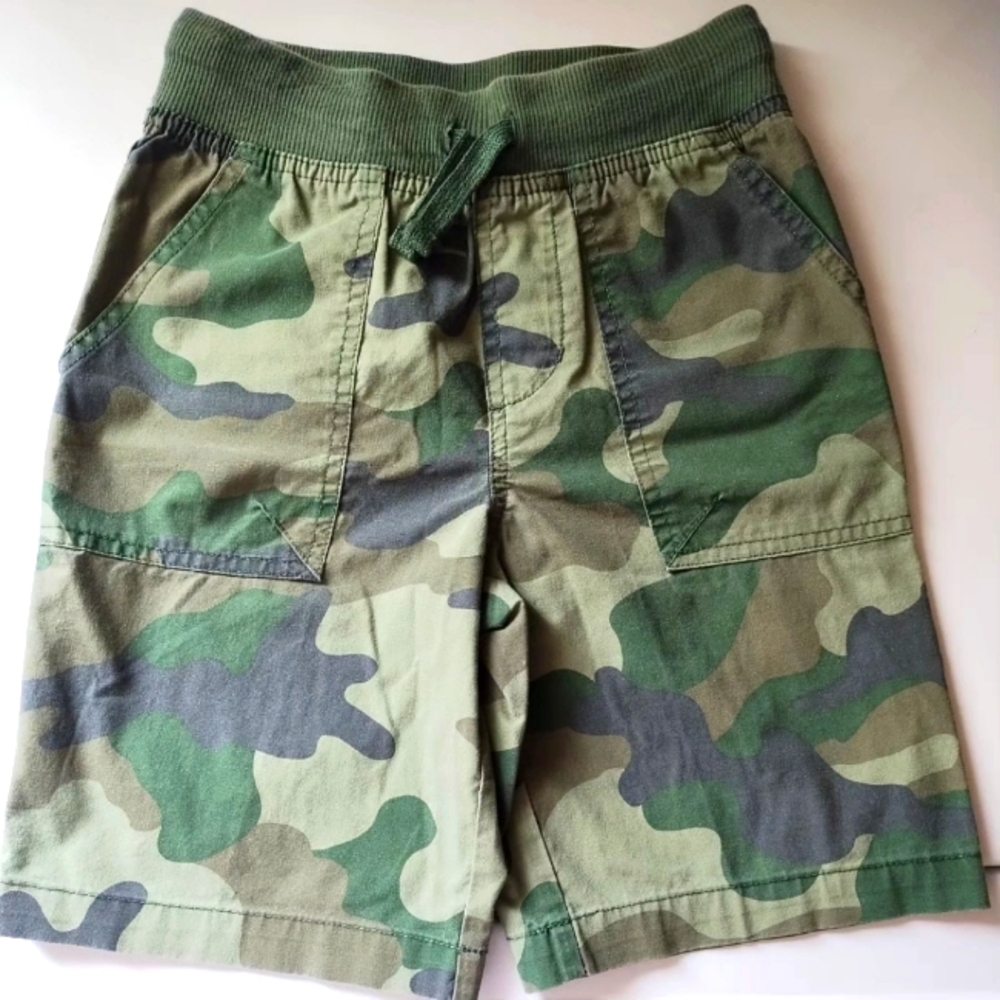 Faded Glory Camo Pull On Cargo Jogger Shorts | 8(M) | Olive Camouflage